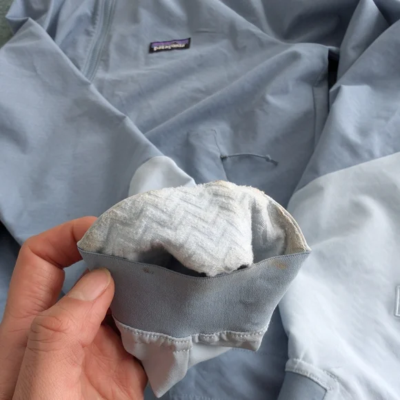 PATAGONIA Women's R1 CrossStrata Jacket - Picture 8 of 8